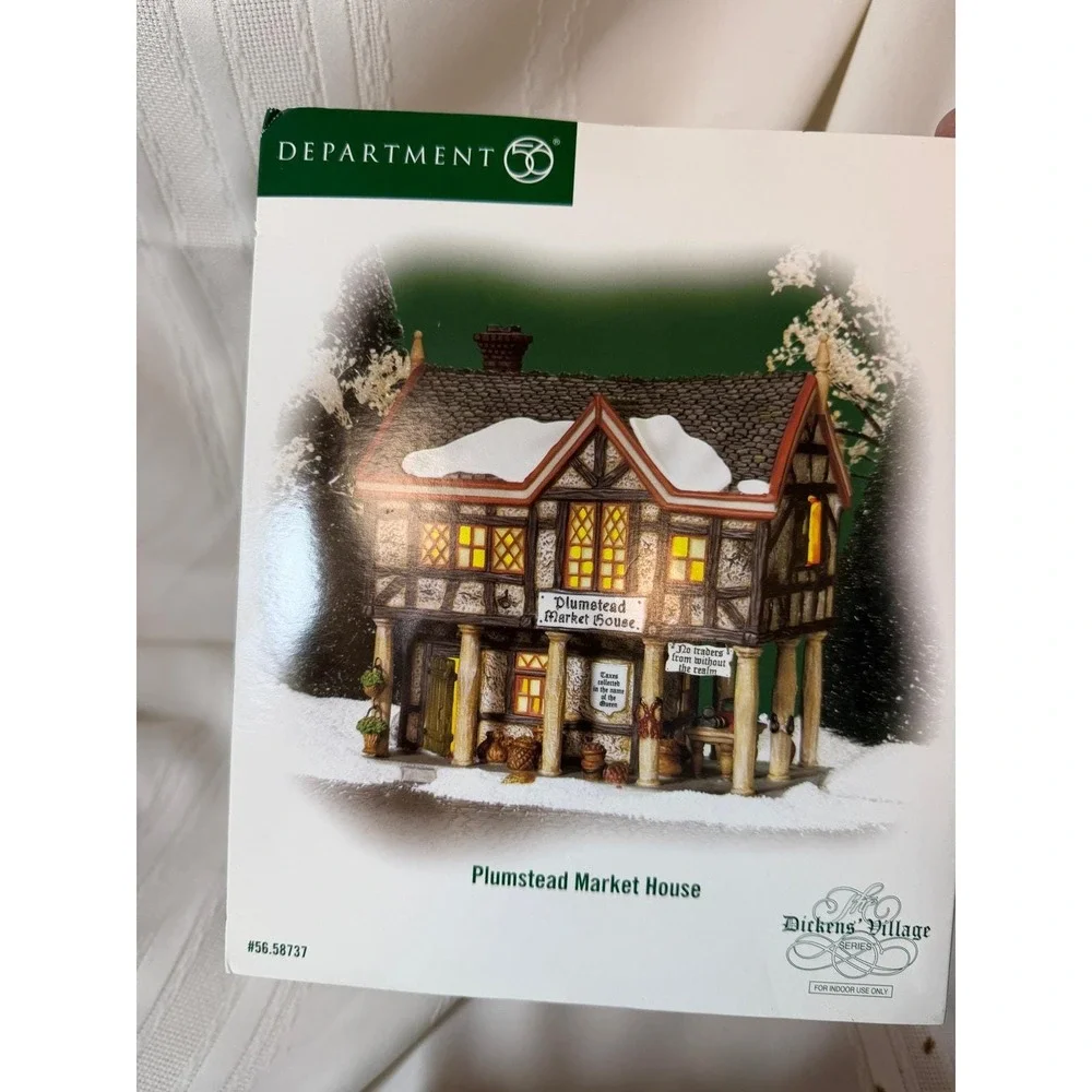 Dept 56 Plumstead Market House #58737 Dickens Village w/box light